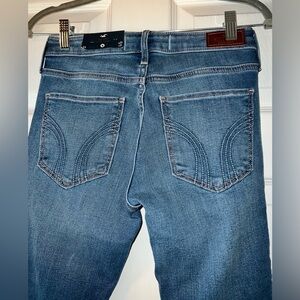Hollister Blue Denim Distressed Jeans.  Size 27